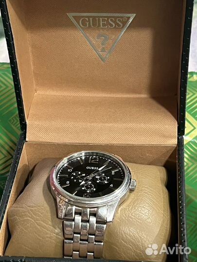 Часы guess