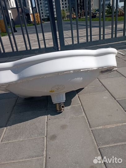 Раковина новая