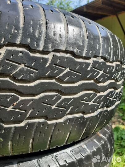 Bridgestone Dueler H/T 687 225/65 R17 101H