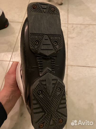 Сноубордические ботинки 36