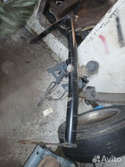 Фаркоп Volkswagen Sharan 1