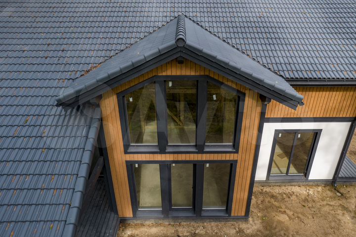 Дом 257 м² на участке 15 сот.