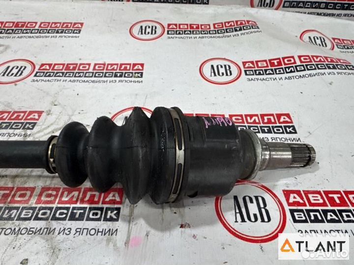 Привод передний правый toyota aqua