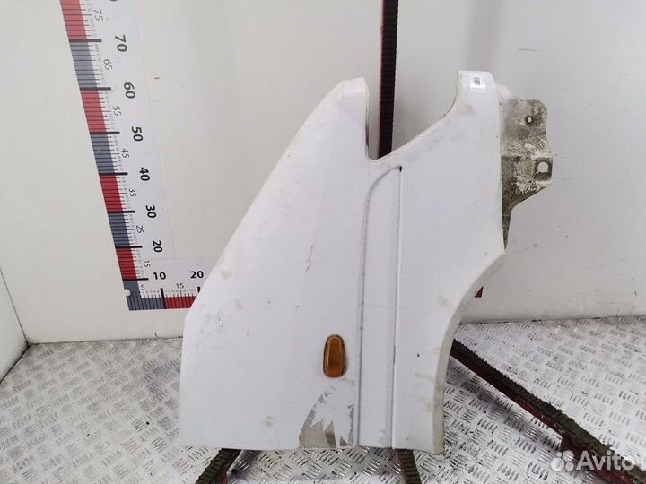 Крыло для mercedes-benz Sprinter 1 (W901-905)