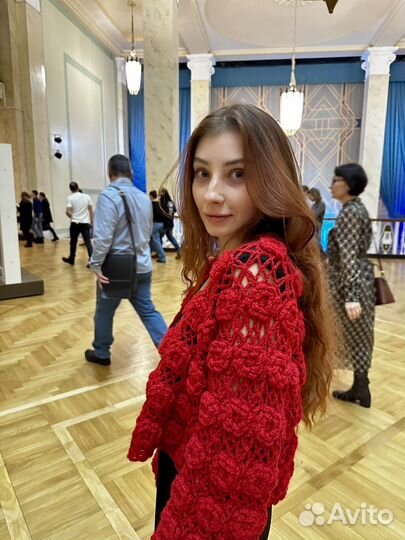 Вязаный кардиган ручной работы