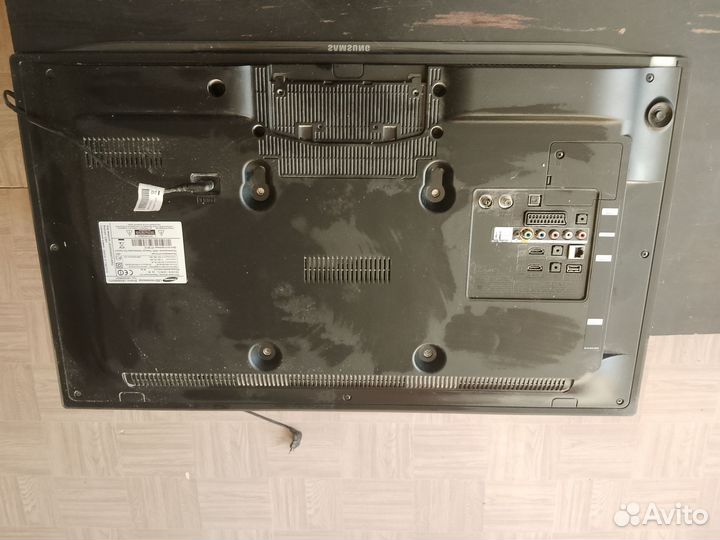 Телевизор SMART tv на запчасти