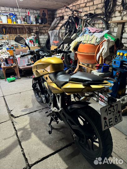 Bajaj Pulsar ns200