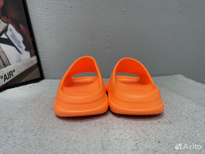 Шлепки Adidas Yeezy Slide