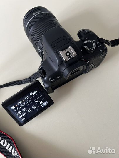 Зеркальный фотоаппарат Canon 650d