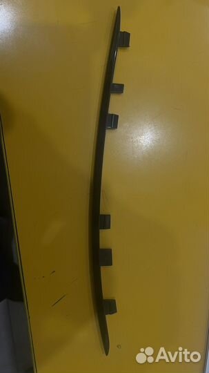 Mercedes W205 Молдинг решетки черный AMG