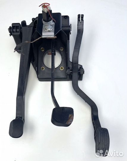 Пежо Боксер Педали