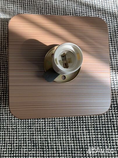 Светильник потолочный