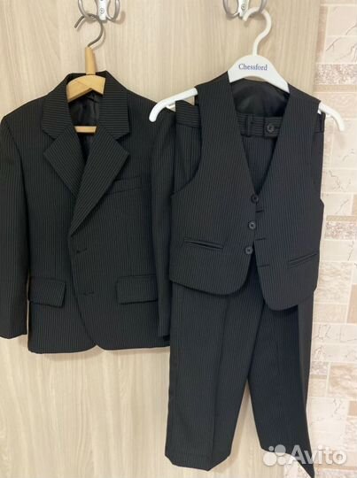 Школьный костюм