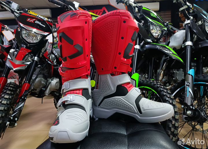 Мотоботы leatt GPX 5.5 FlexLock JW22 (Красно-Серый