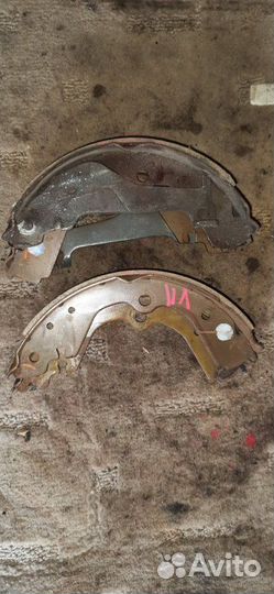 Колодки тормозные задние Nissan Wingroad WPY11