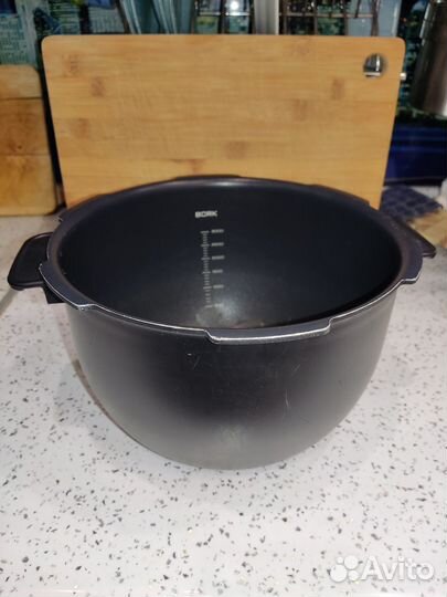 Чаша для мультиварки bork U800