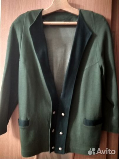 Жакет с юбкой