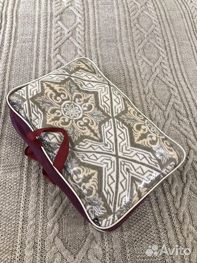 Покрывало на кровать или диван