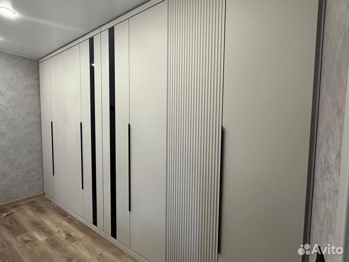 Шкаф распашной в рассрочку