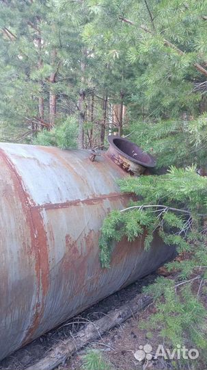 Металлисеская емкость