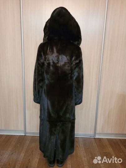 Шуба норковая с капюшоном длинная 40- 44 черная