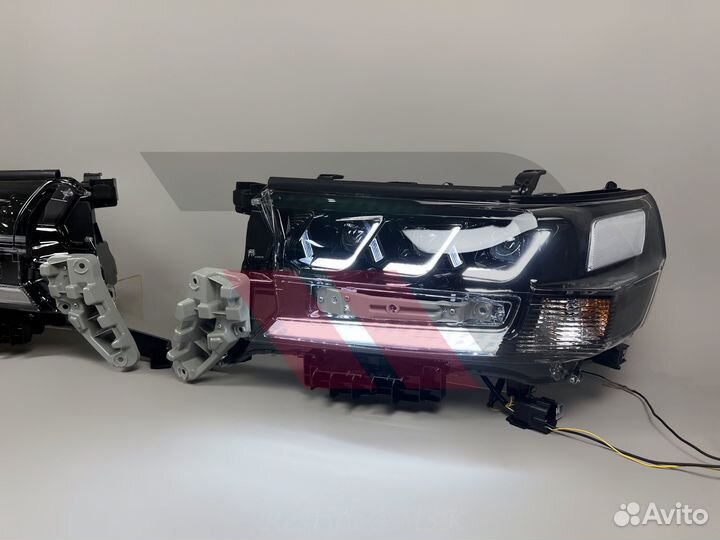 Фары Toyota Land Cruiser 200 с16г Темные