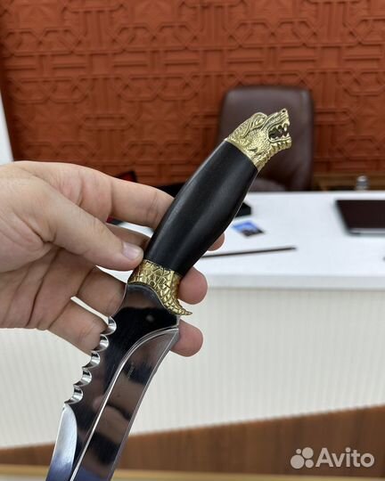 Нож хищник