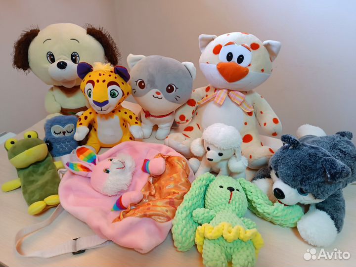 Мягкие игрушки и рюкзак, цена за все