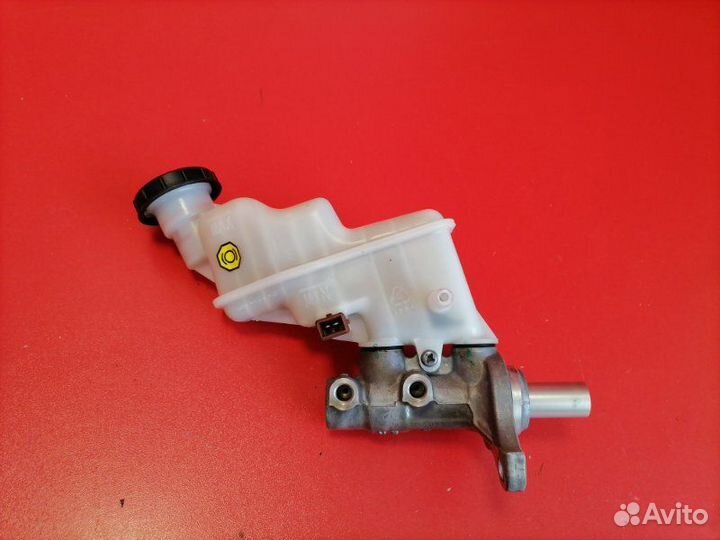 Главный тормозной цилиндр Kia Rio QB G4FC 2016