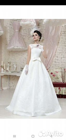Свадебное платье
