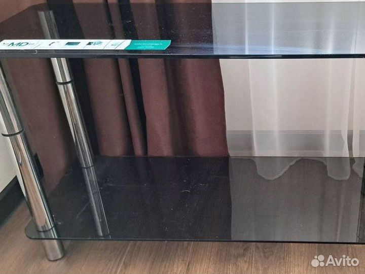 Тумба под тв стеклянная