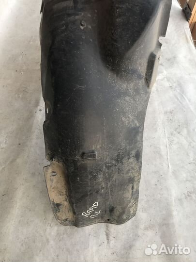 Подкрылок передний левый Skoda Rapid 2012–2017