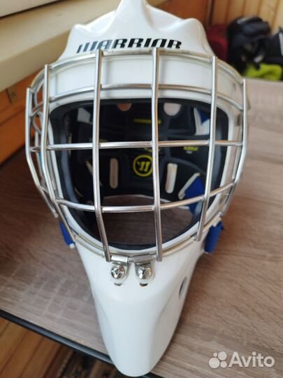 Вратарская хоккейная форма