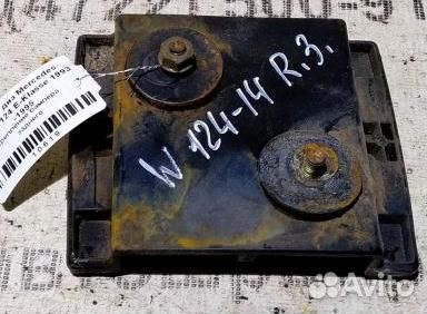 Крепление бампера заднего mersedesbenz W124 E