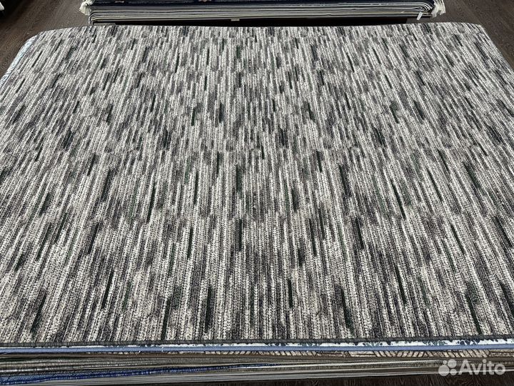 Палас новый 2х3м