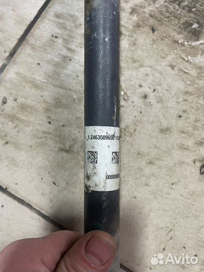 Задний правый привод gla