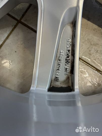 R19 Pirelli Scorpion Verde 235/55, PCD 5x108 DIA 63.4