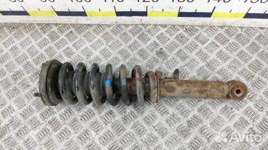 Стойка передняя правая KIA sorento 1 (1BN25N501)