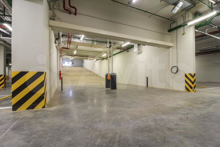 Машиноместо, 16 м²