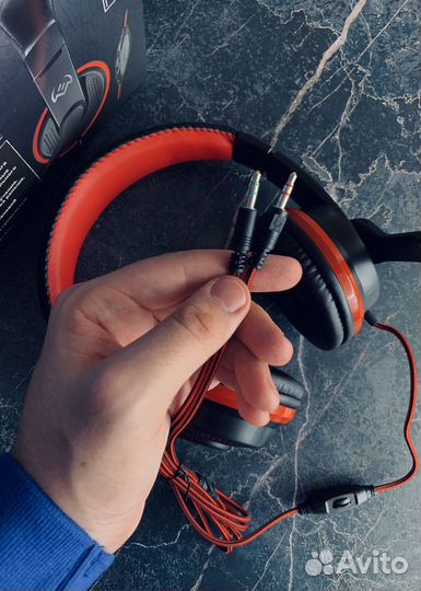 Игровые наушники гарнитура