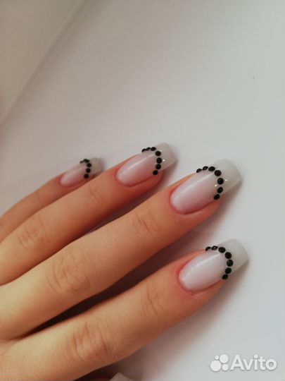 Маникюр на дому
