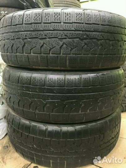 Kumho I'Zen KW15 235/65 R17