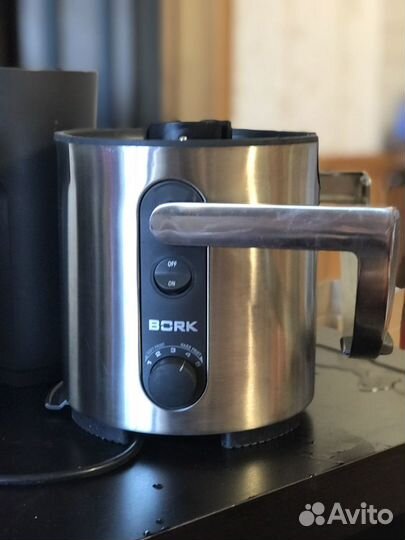 Соковыжималка bork ju cup 22130 si