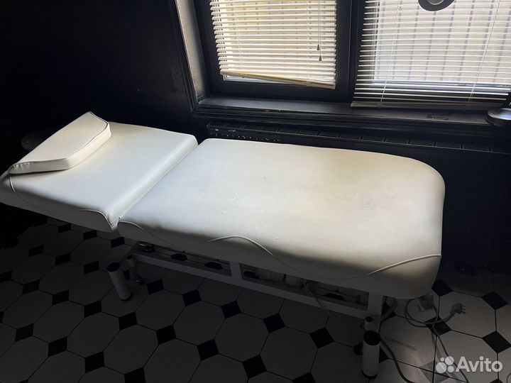 Массажный стол - кушетка с электроприводом