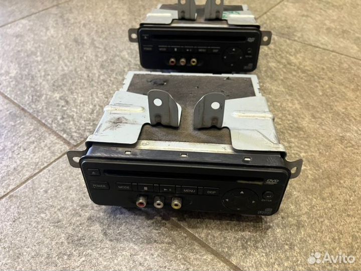 DVD-проигрыватель Infiniti Fx35