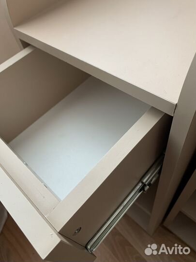 Тумбочка прикроватная, 2 штуки в наличии