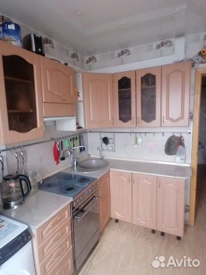 Продам кухонный гарнитур бу