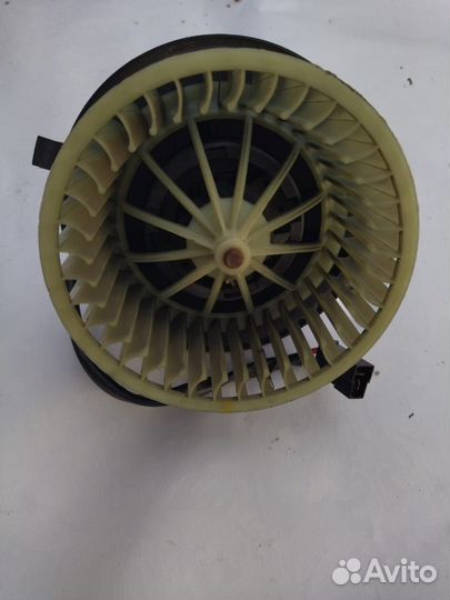 Моторчик вентилятор печки audi 80
