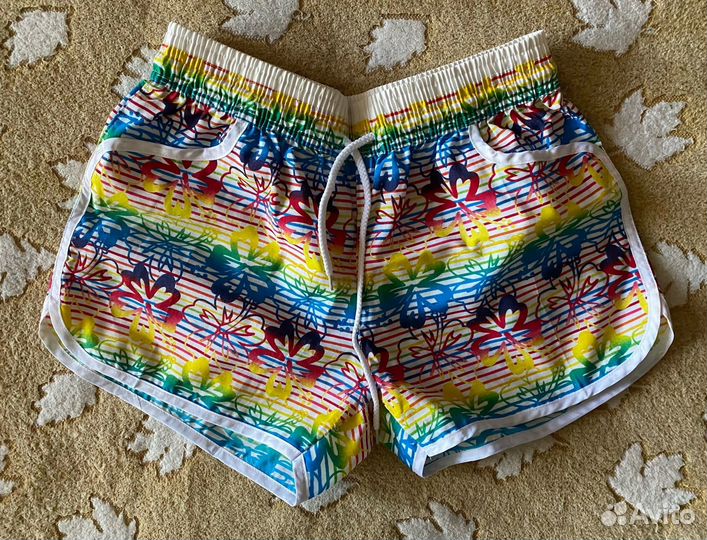 Шорты женские