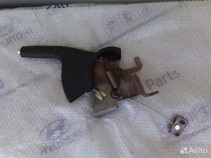 Ниссан Х-трейл Т 31 рычаг стояночного тормоза